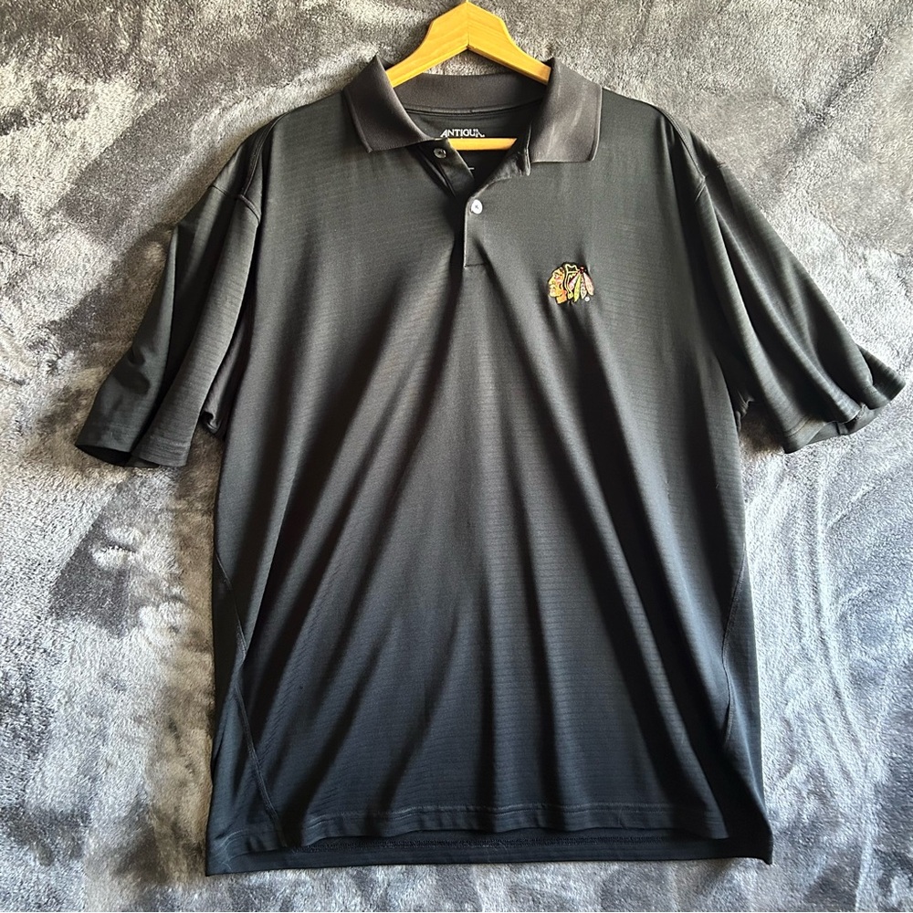 Antigua Chicago Blackhawks Polo Mens L Black NHL Performance Shirt Golf Wicking